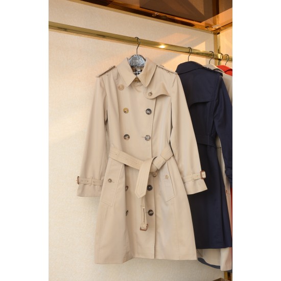 Burberry coat
uk4，6，8，10，12