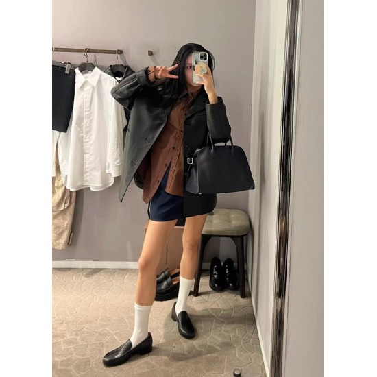 The Row Bags Top Quality
Small:26.20.18
Big:38.26.23