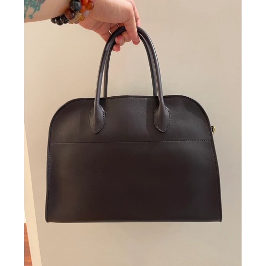 The Row Bags Top Quality
Small:26.20.18
Big:38.26.23