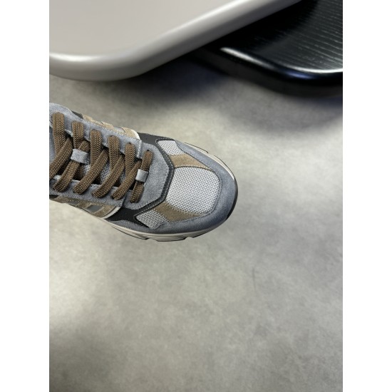 Hogan Shoes Top Quality
35-45 men and women same