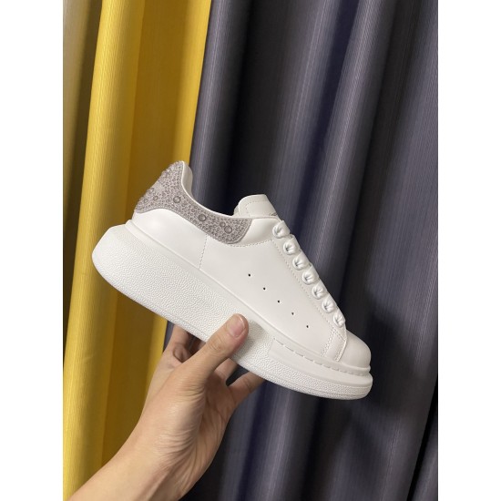 McQueen Shoes
 Top Quality
