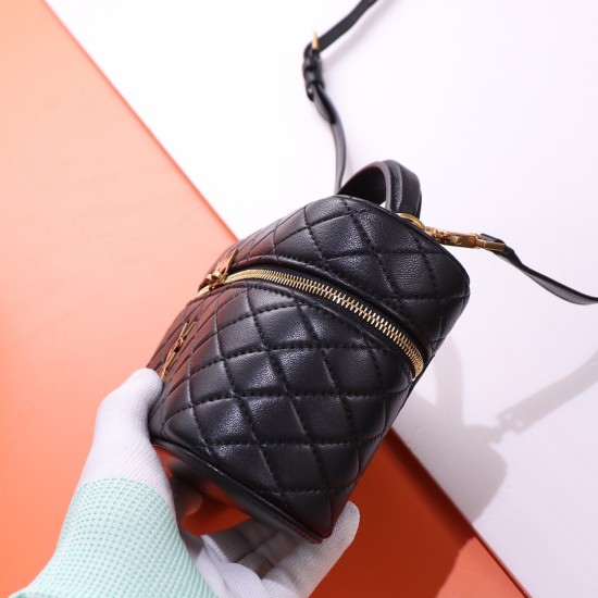 YSL Bags Top Quality
18×11×6.5 cm