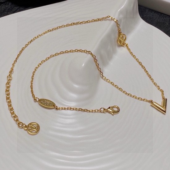 LV Jewelry Necklace