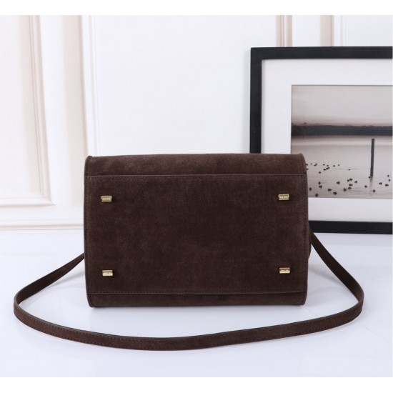 The Row Bags Top Quality
Small:26.20.18
Big:38.26.23