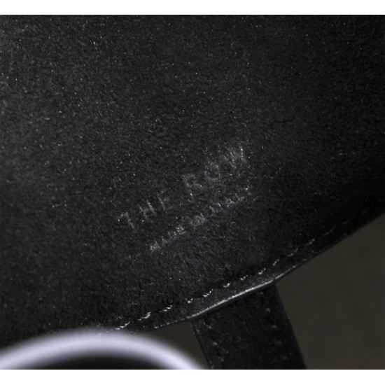 The Row Bags Top Quality
Small:26.20.18
Big:38.26.23