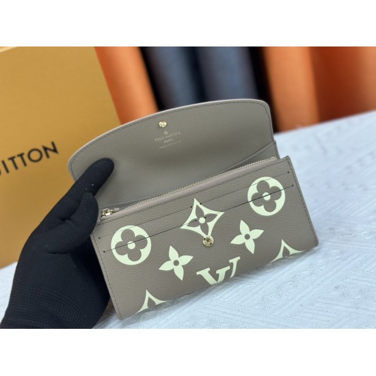 LV Bags High Quality Flip Wallet
