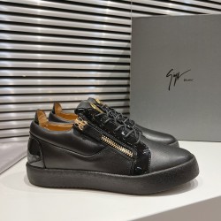 CL Shoes Casual shoes

 Top Quality