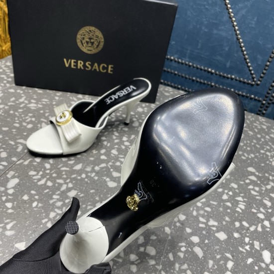 Versace Shoes Fashion shoes
 Top Quality