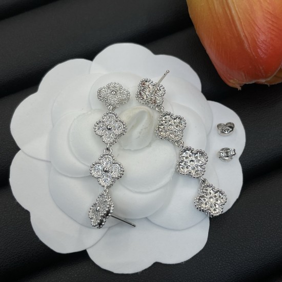 Van Cleef Jewelry High Quality