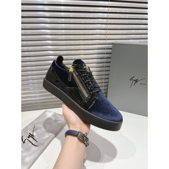 CL Shoes Casual shoes

 Top Quality