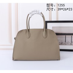 The Row Bags Top Quality
Small:26.20.18
Big:38.26.23