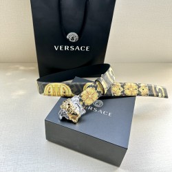 Fendi Belts
 Top Quality