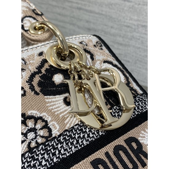 Dior Bags Top Quality
Five Grid