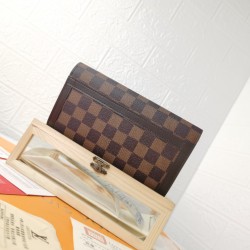 LV Bags High Quality Flip Wallet
