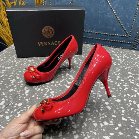 Versace Shoes Fashion shoes
 Top Quality