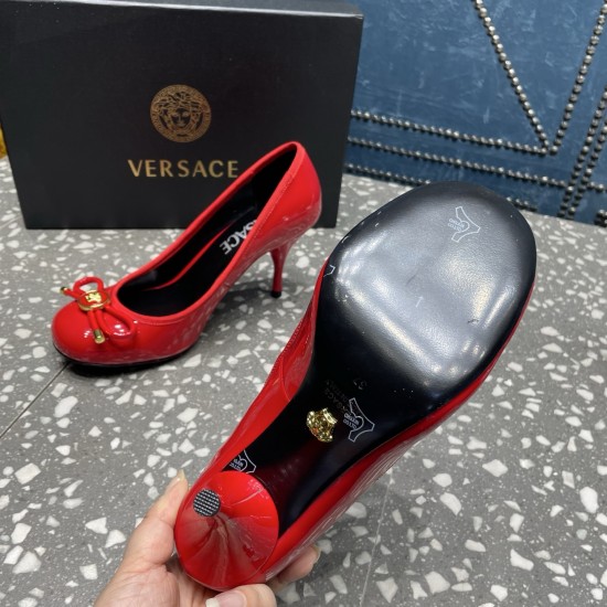 Versace Shoes Fashion shoes
 Top Quality