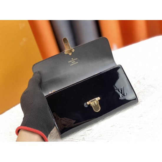 LV Bags High Quality Flip Wallet
