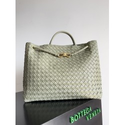 BV Bags Top Quality ANDIAMO 743575