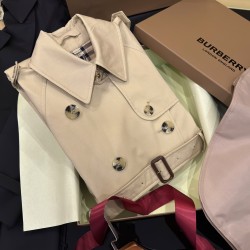 Burberry coat
uk4，6，8，10，12