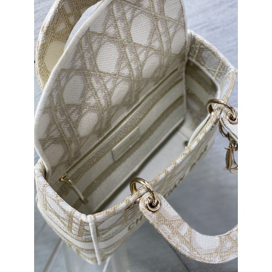 Dior Bags Top Quality
Five Grid