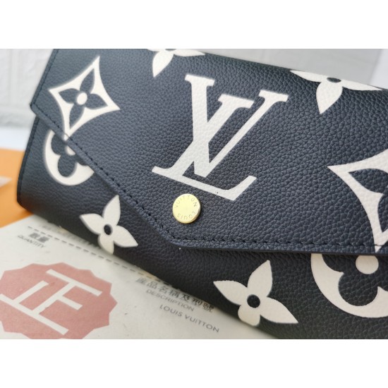 LV Bags High Quality Flip Wallet
