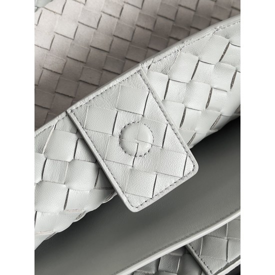 BV Bags Top Quality ANDIAMO 743575