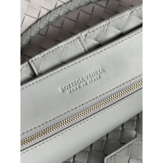 BV Bags Top Quality ANDIAMO 743575