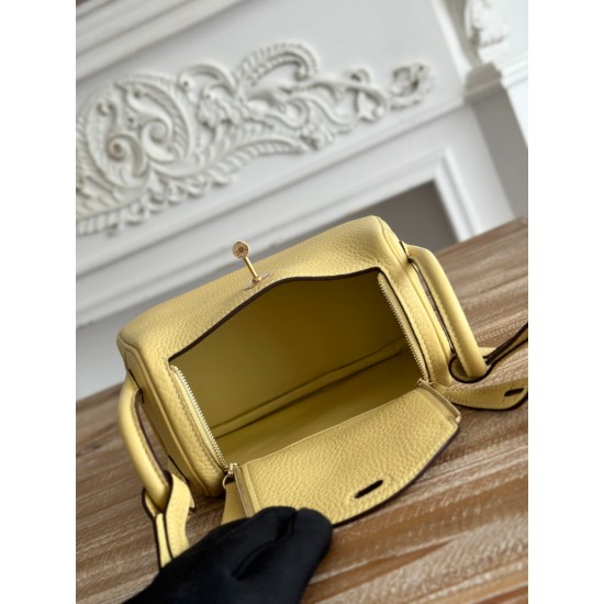Hermes Bags Top Quality lindy琳迪
19cm $240