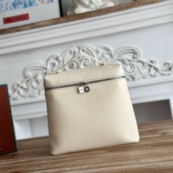 LP Bags Top Quality Size: 23 × 8 × 22cm