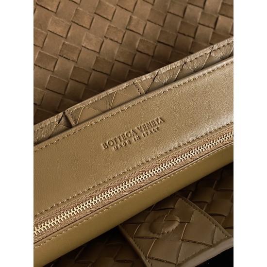 BV Bags Top Quality ANDIAMO 743575