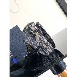 Dior Bags Top Quality
Saddle Set 23.3 x 16.5 x 4.3