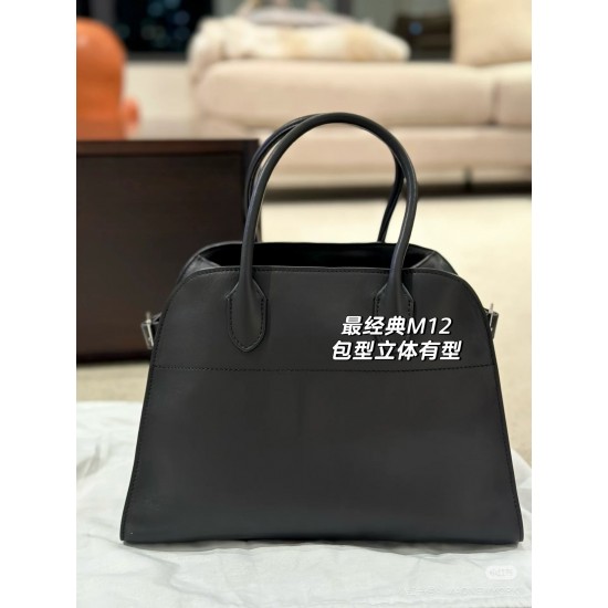 The Row Bags Top Quality
Small:26.20.18
Big:38.26.23