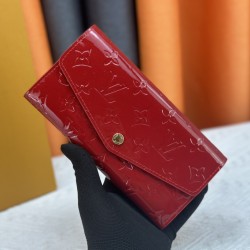 LV Bags High Quality Flip Wallet
