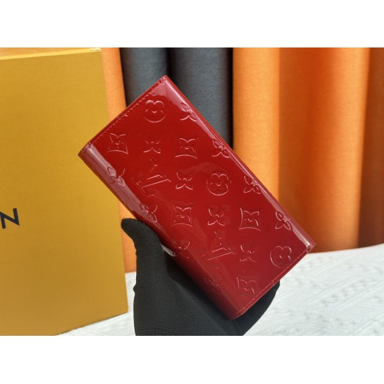 LV Bags High Quality Flip Wallet
