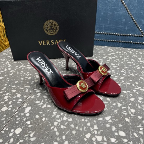 Versace Shoes Fashion shoes
 Top Quality