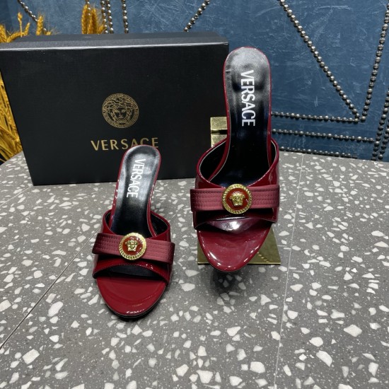 Versace Shoes Fashion shoes
 Top Quality