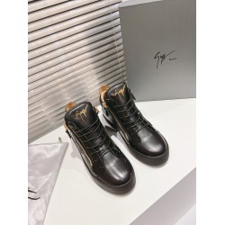 CL Shoes Casual shoes

 Top Quality