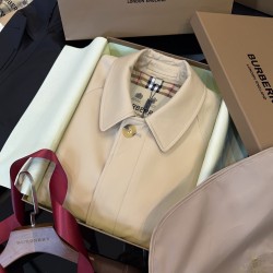 Burberry coat
uk4，6，8，10，12