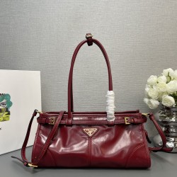 Prada Bags Top Quality
32x15.5x12cm