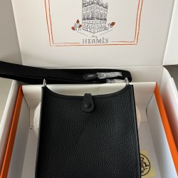Hermes Bags Top Quality Evelyne 17cm
