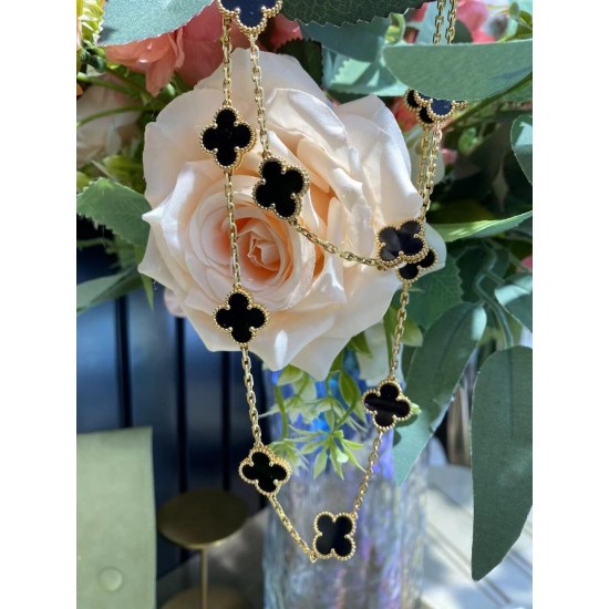 Van Cleef Jewelry Necklace