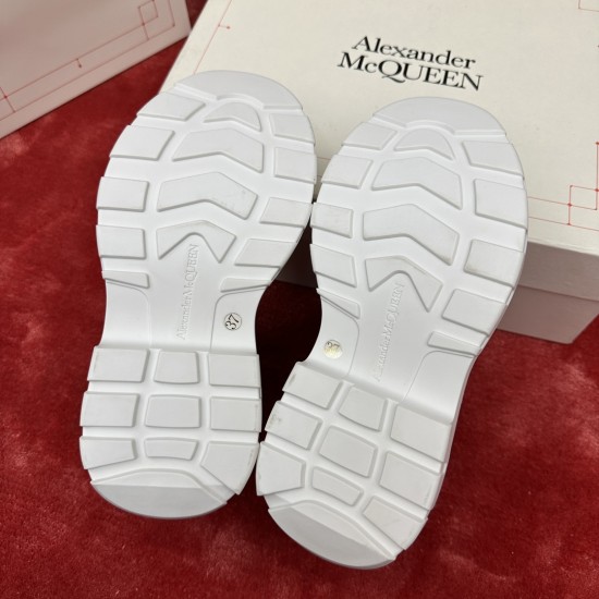 McQueen Shoes
 Top Quality
