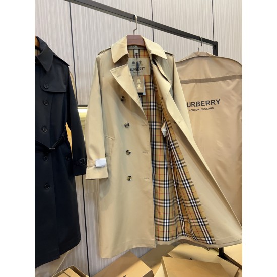 Burberry coat
uk4，6，8，10，12