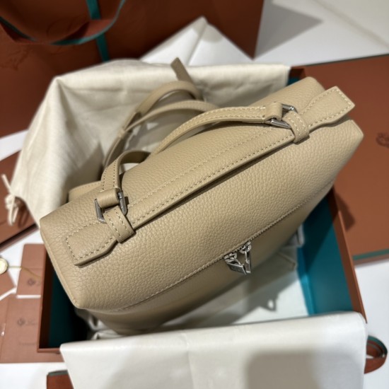 LP Bags Top Quality Size: 23 × 8 × 22cm