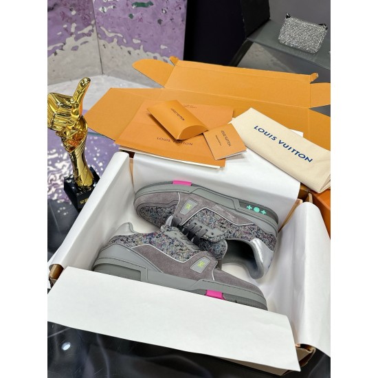 LV Shoes Top Quality
women 35-40 

men 39-45