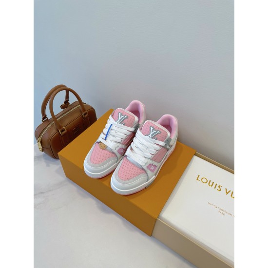 LV Shoes Top Quality
women 35-40 

men 39-45