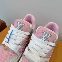 LV Shoes Top Quality
women 35-40 

men 39-45