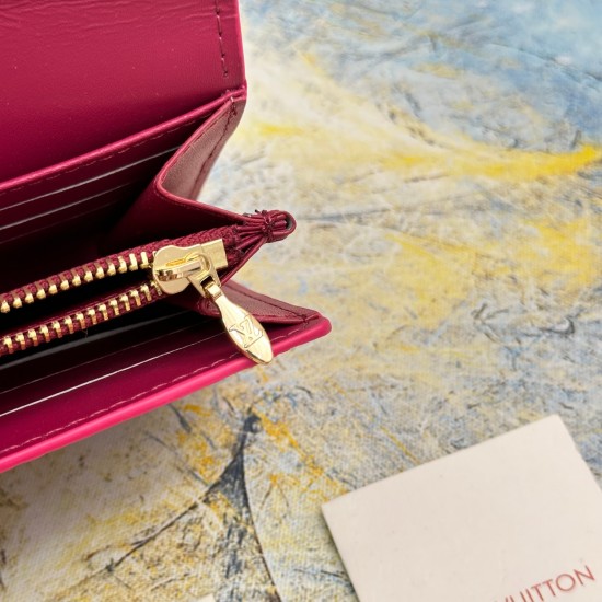 LV Bags High Quality Flip Wallet
