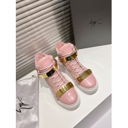 CL Shoes Casual shoes

 Top Quality