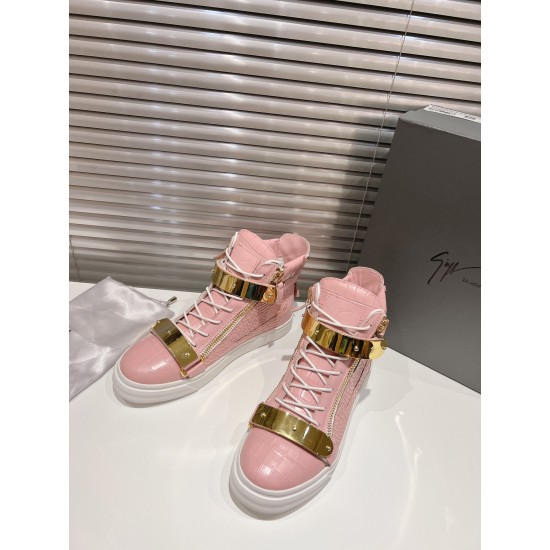 CL Shoes Casual shoes

 Top Quality